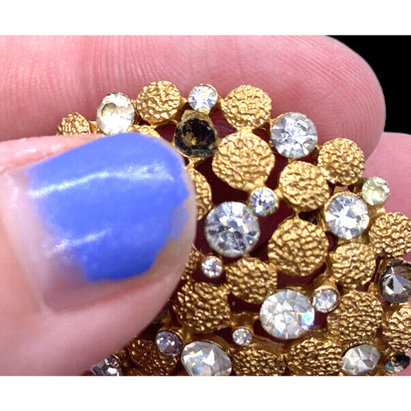 Vintage Crown Trifari Brooch Pin Encrusted Rhinestones Gold Clear Tone Round 2" - Picture 5 of 8